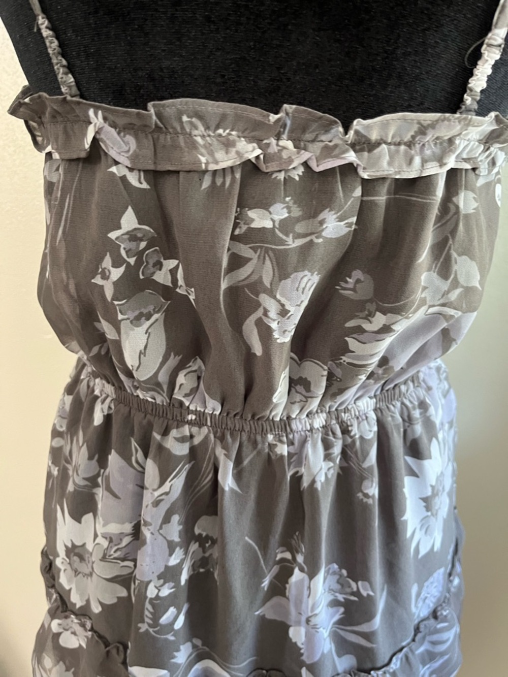 American‎ Eagle Outfitters Black and Gray Floral Strapless Sundress - Picture 5 of 9